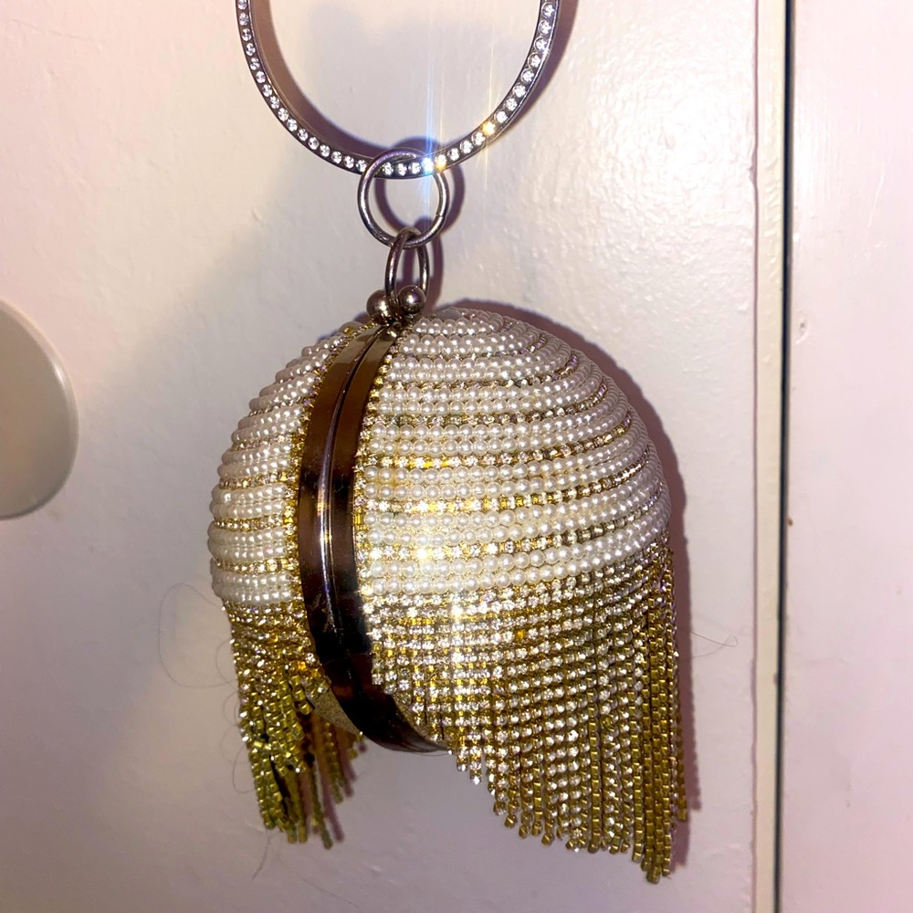Cute unique night bag perfect for formal event